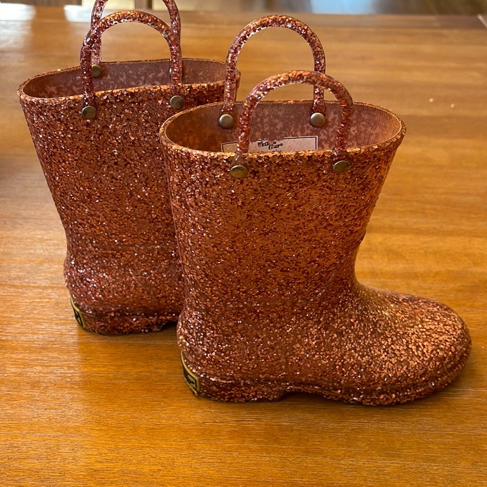 Little Girls size 9 Sparkle Rain Boots